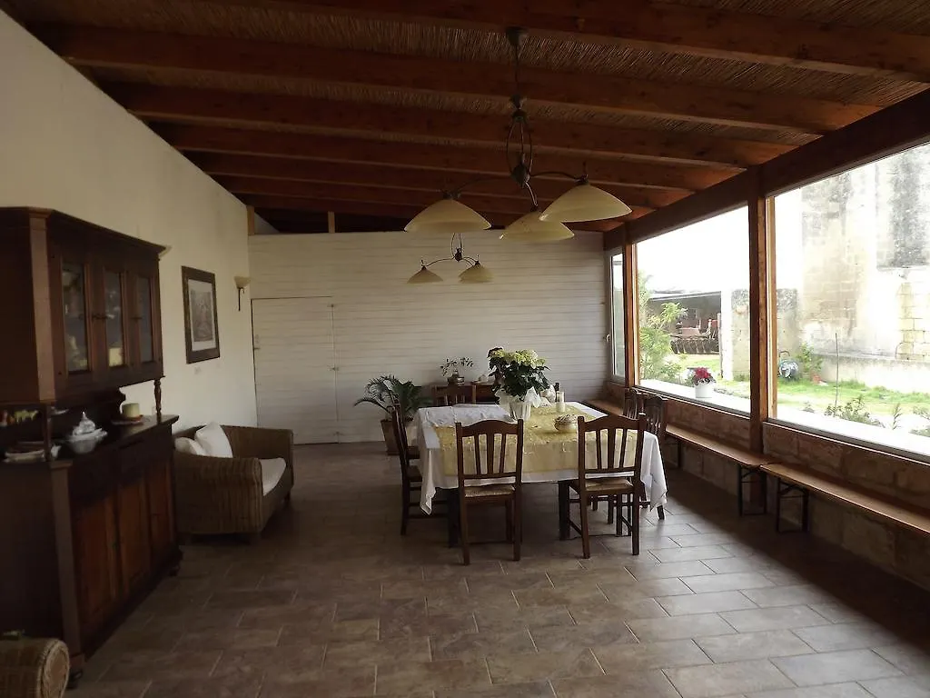 Tenuta Litta - Masseria Lizza Bed & Breakfast Lecce