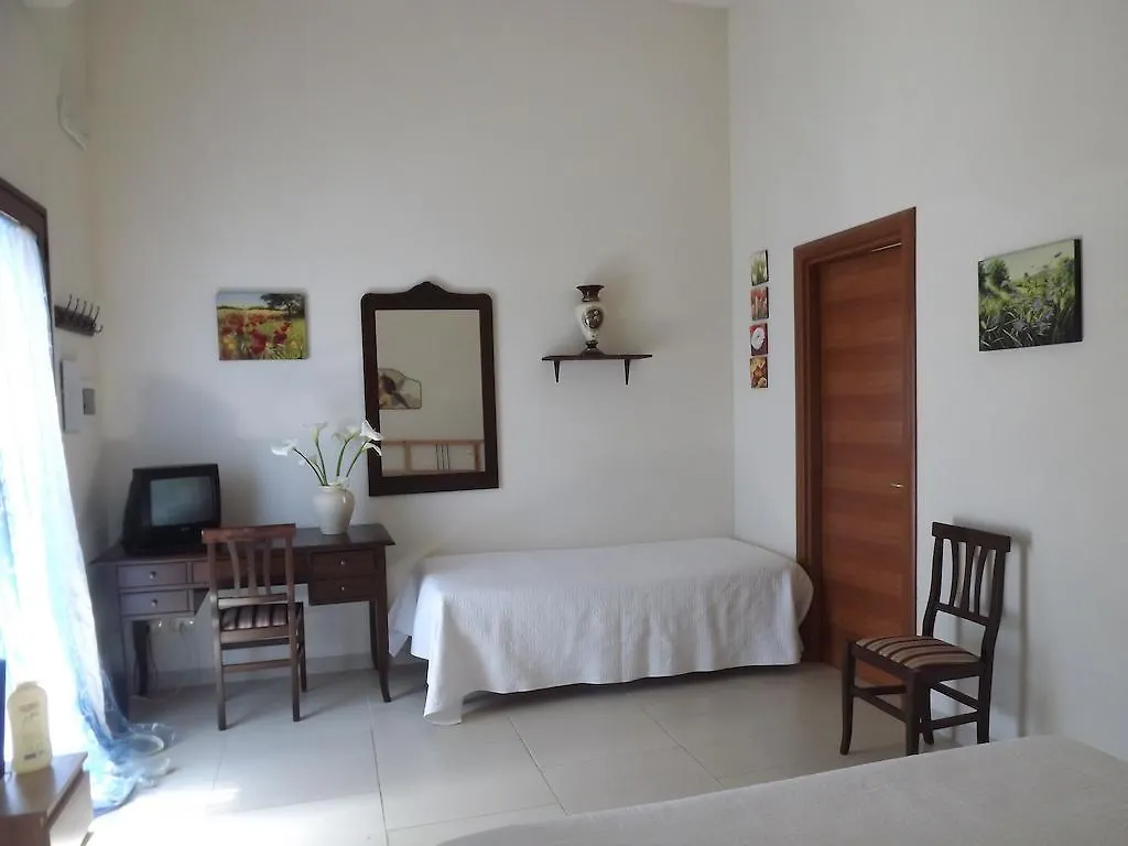 Tenuta Litta - Masseria Lizza Bed & Breakfast Lecce 0*,