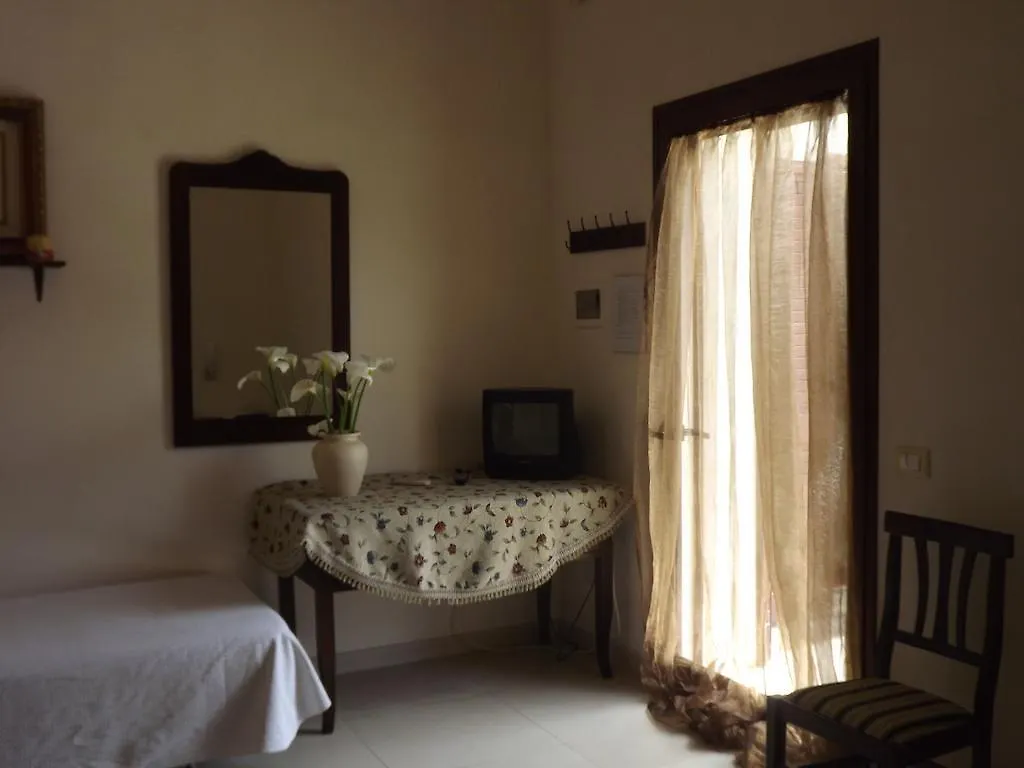 Tenuta Litta - Masseria Lizza Bed & Breakfast Lecce