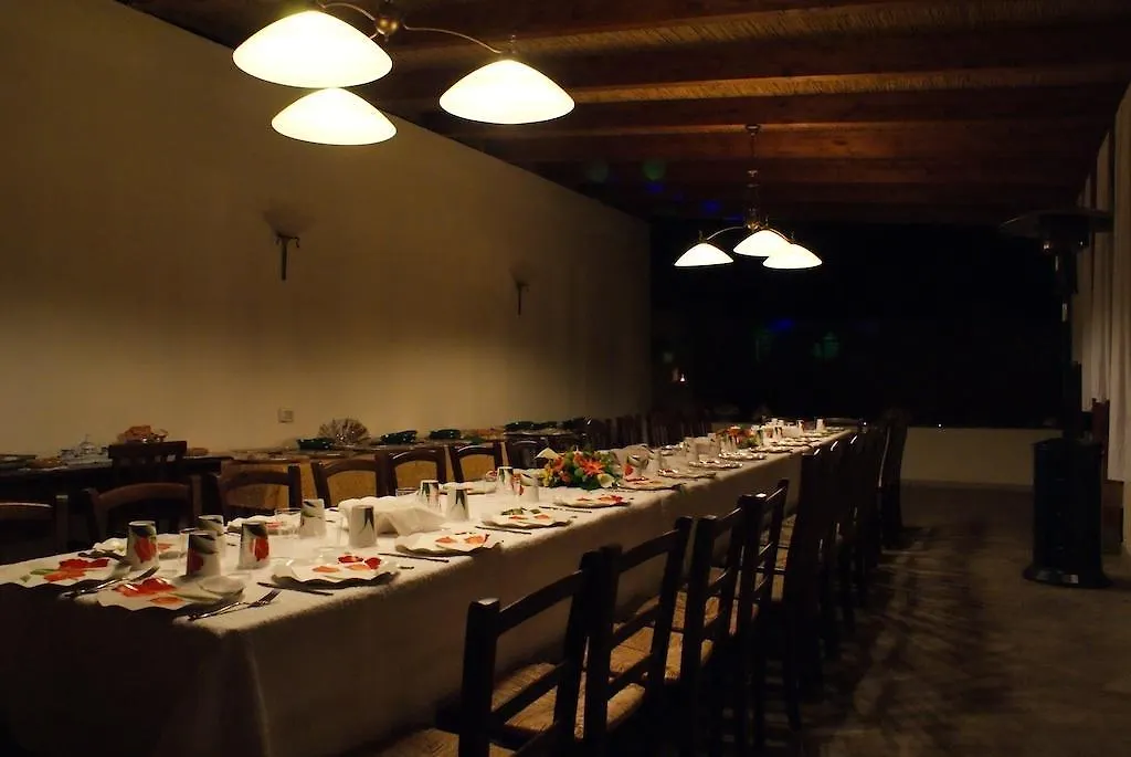 Tenuta Litta - Masseria Lizza Bed & Breakfast Lecce 0*,  Italy