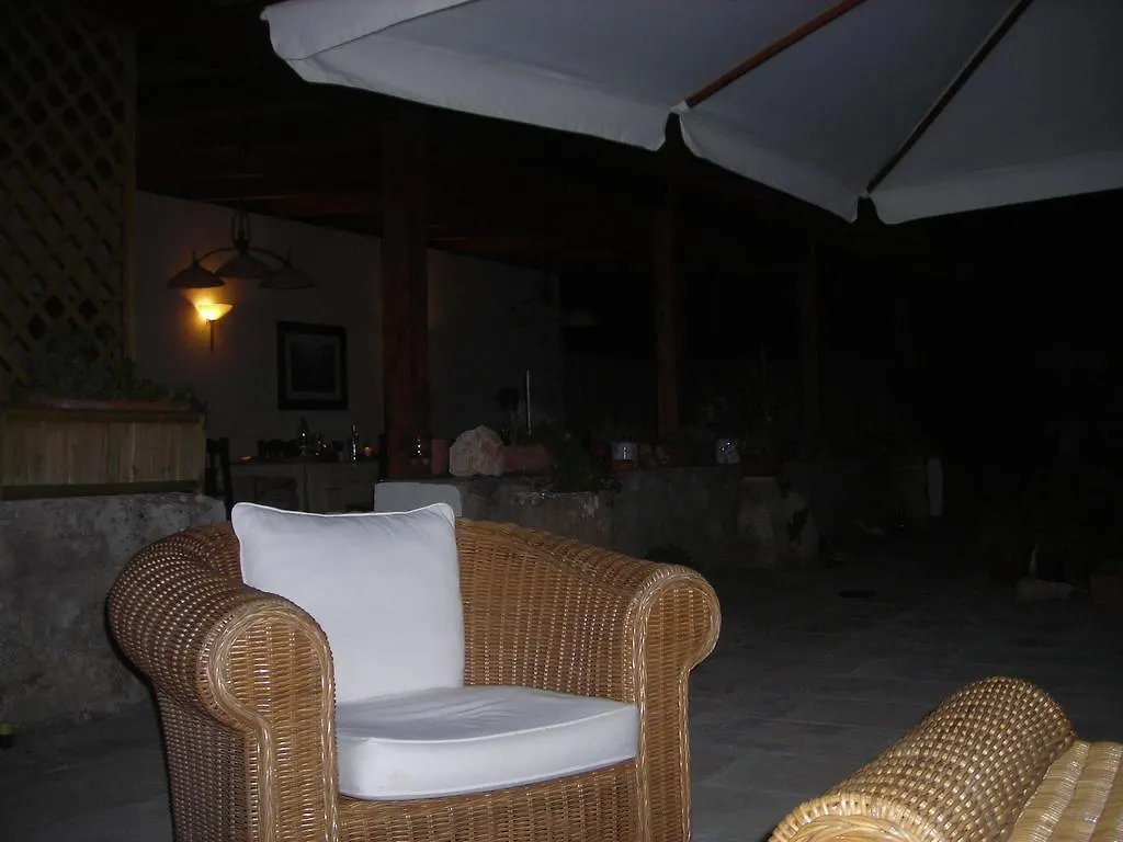 Tenuta Litta - Masseria Lizza Bed & Breakfast Lecce 0*,