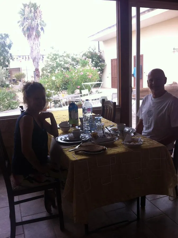 Tenuta Litta - Masseria Lizza Bed & Breakfast Lecce Italy