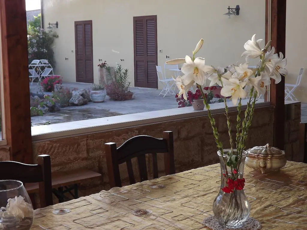 Tenuta Litta - Masseria Lizza Bed and Breakfast Lecce
