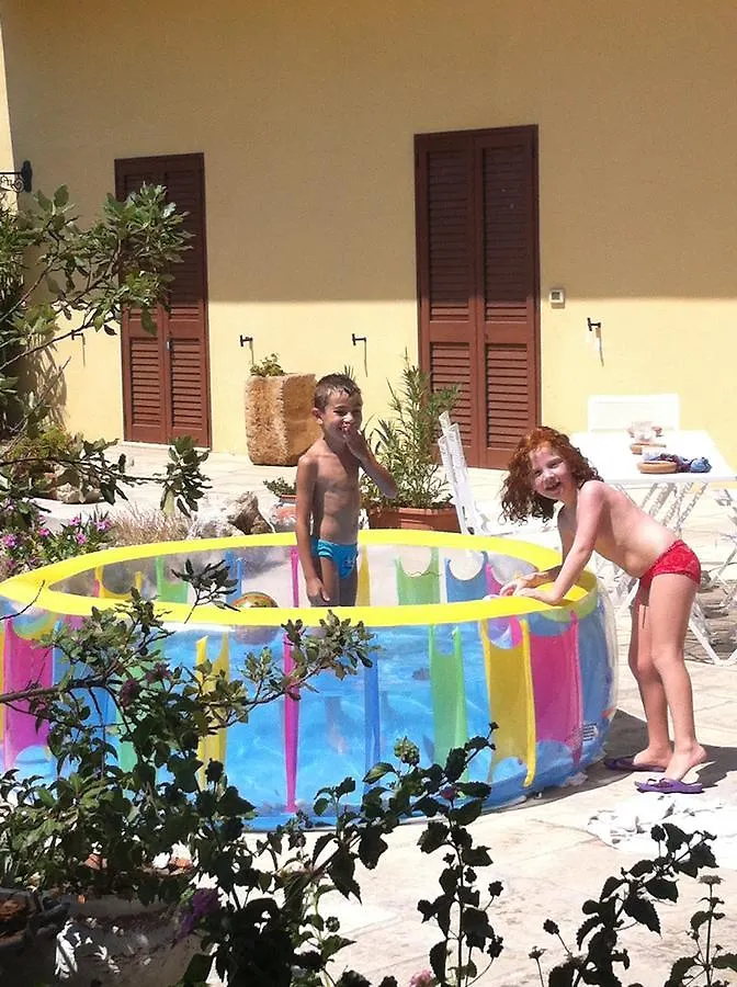 Bed & Breakfast Tenuta Litta - Masseria Lizza Bed and Breakfast Lecce
